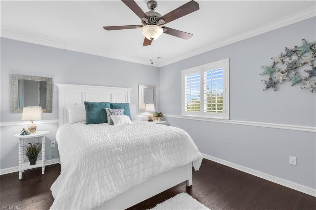 1517 Birdie Dr, Naples, FL 34120-28