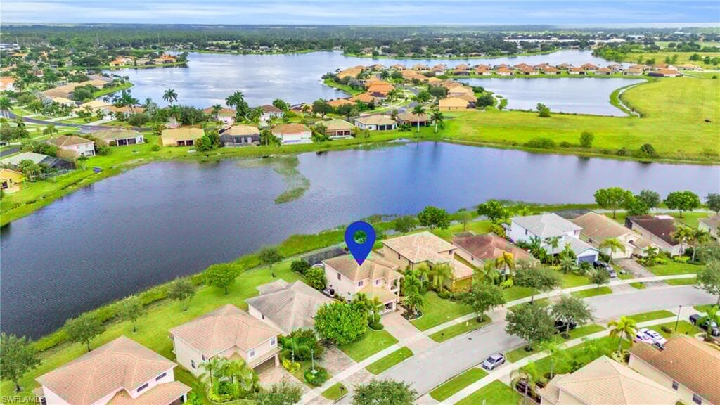 1517 Birdie Dr, Naples, FL 34120-5