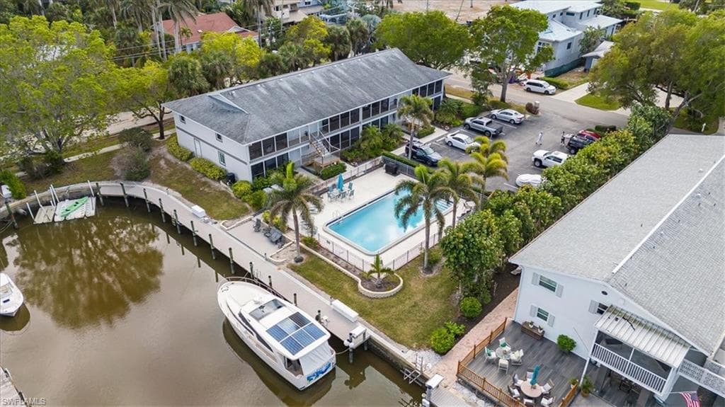 1625 Chesapeake Ave 103, Naples, FL 34102-3