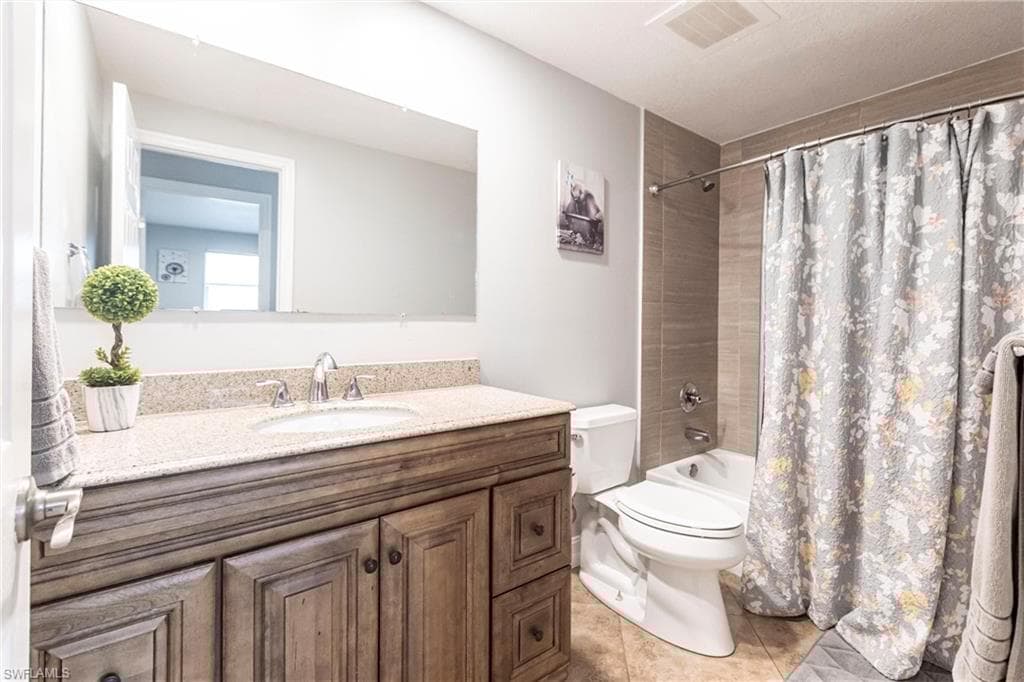 808 110th Ave N, Naples, FL 34108-22