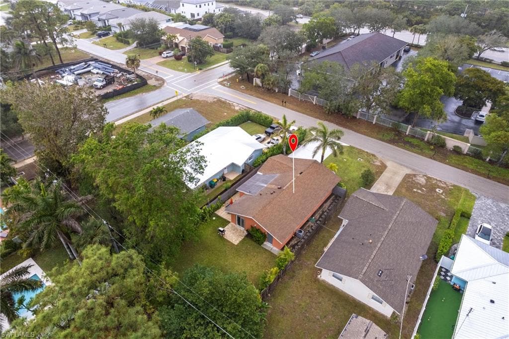 808 110th Ave N, Naples, FL 34108-38