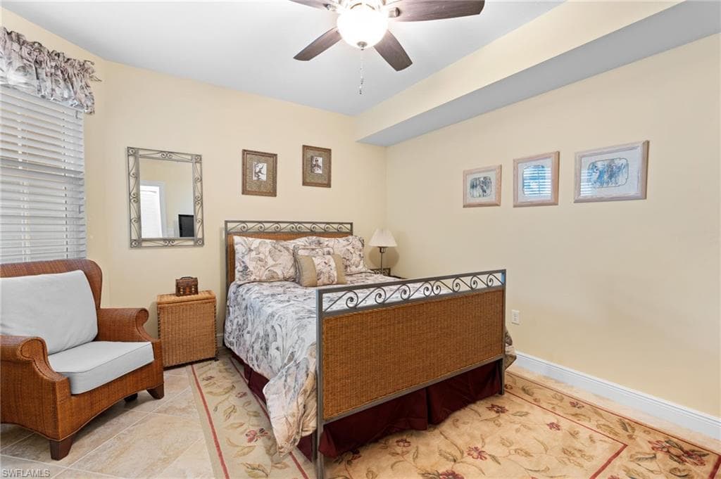 337 Vintage Bay Dr D22, Marco Island, FL 34145-9