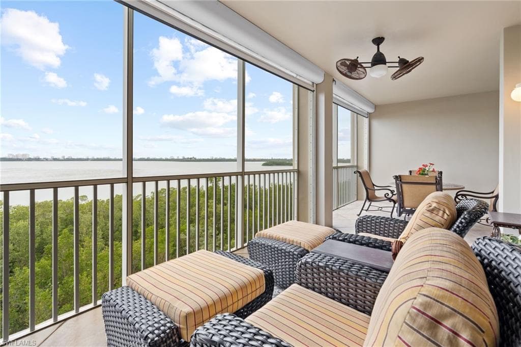 337 Vintage Bay Dr D22, Marco Island, FL 34145-19
