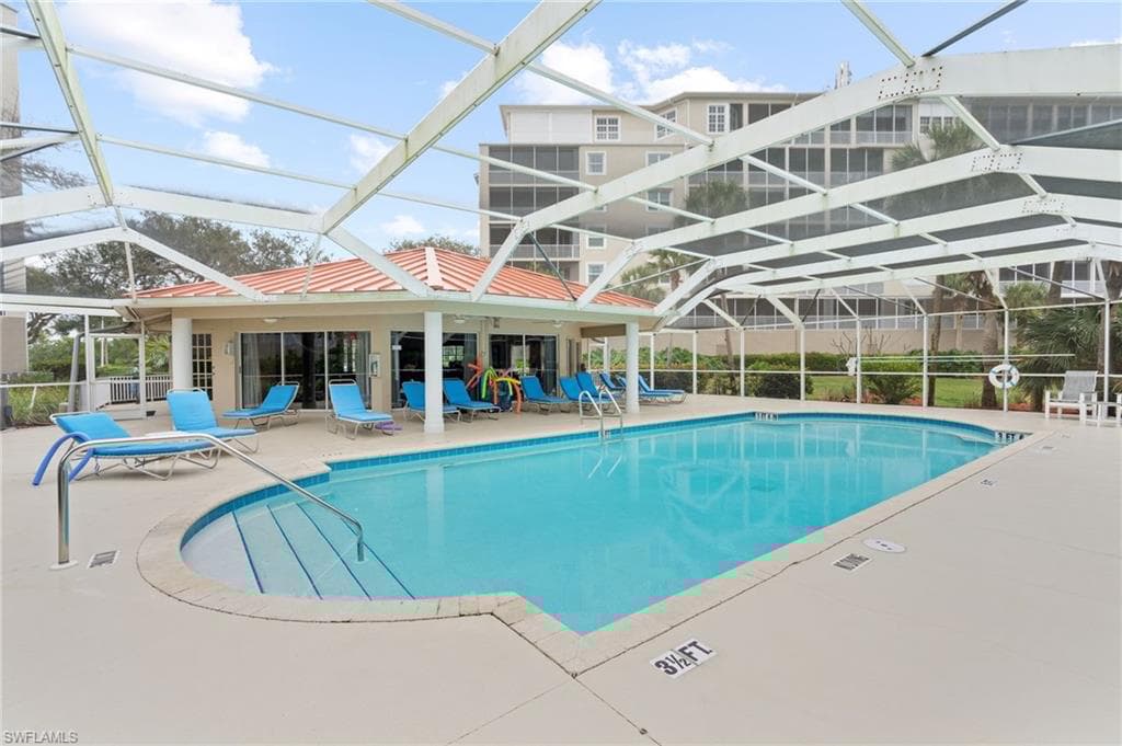 337 Vintage Bay Dr D22, Marco Island, FL 34145-24
