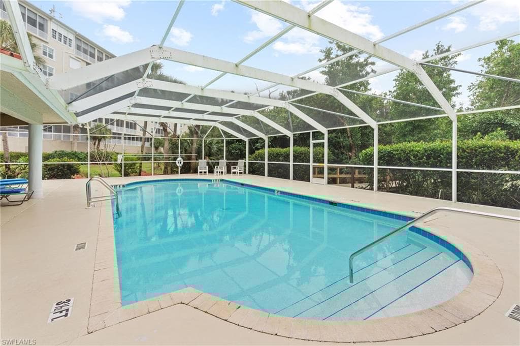 337 Vintage Bay Dr D22, Marco Island, FL 34145-25