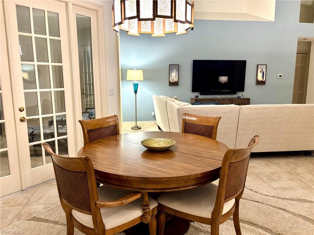 155 Colonade Cir 1003, Naples, FL 34103-13