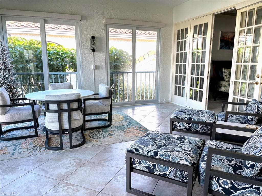 155 Colonade Cir 1003, Naples, FL 34103-37