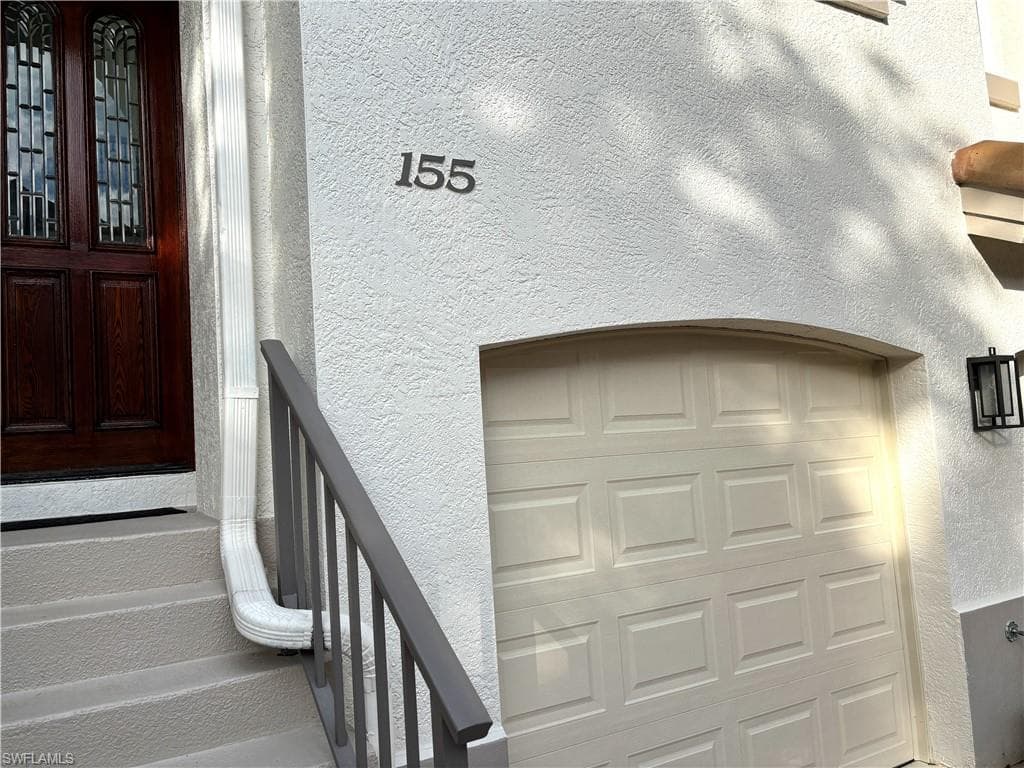 155 Colonade Cir 1003, Naples, FL 34103-3