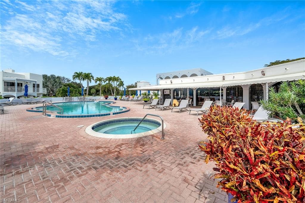 3311 Europa Dr 324, Naples, FL 34105-17