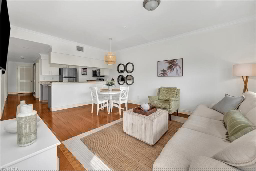 3311 Europa Dr 324, Naples, FL 34105-5