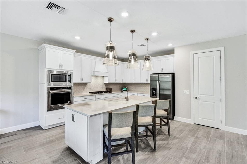 10407 Ventana Ln, Naples, FL 34120-13
