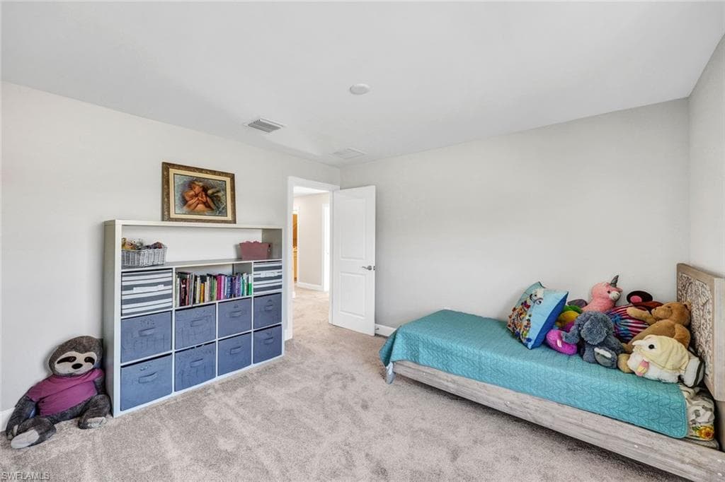 10407 Ventana Ln, Naples, FL 34120-25