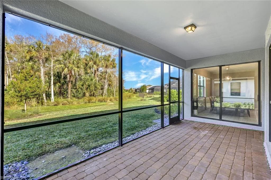 10407 Ventana Ln, Naples, FL 34120-37