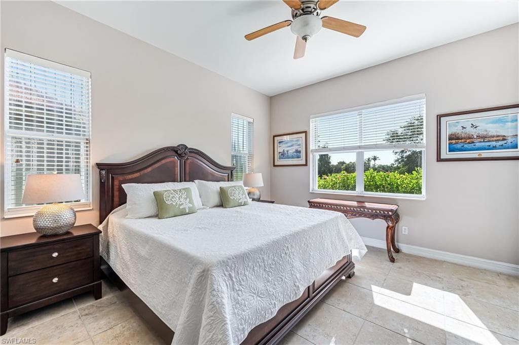 6016 Dogleg Dr, Naples, FL 34113-20