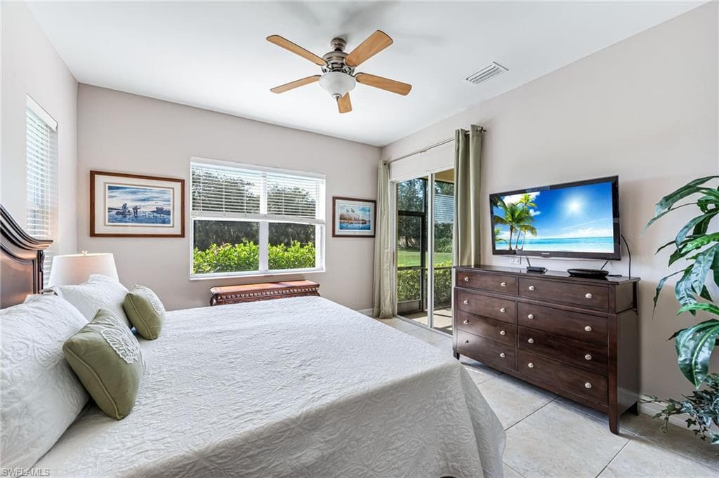 6016 Dogleg Dr, Naples, FL 34113-21