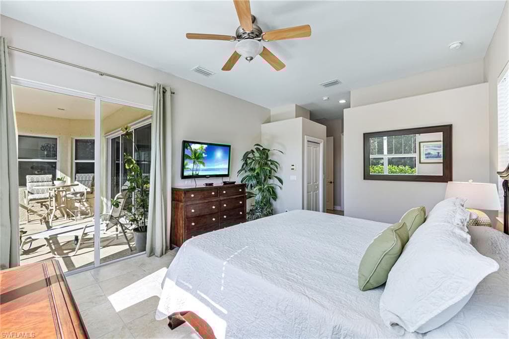 6016 Dogleg Dr, Naples, FL 34113-22