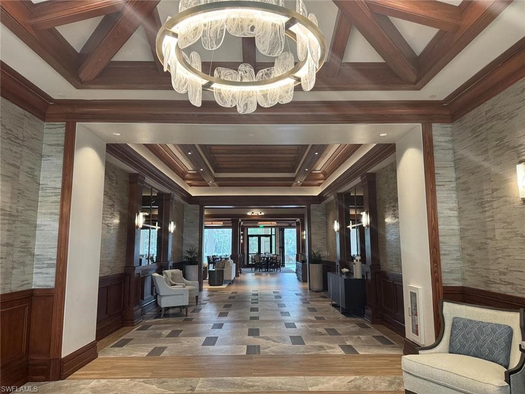 746 Eagle Creek Dr 203, Naples, FL 34113-28