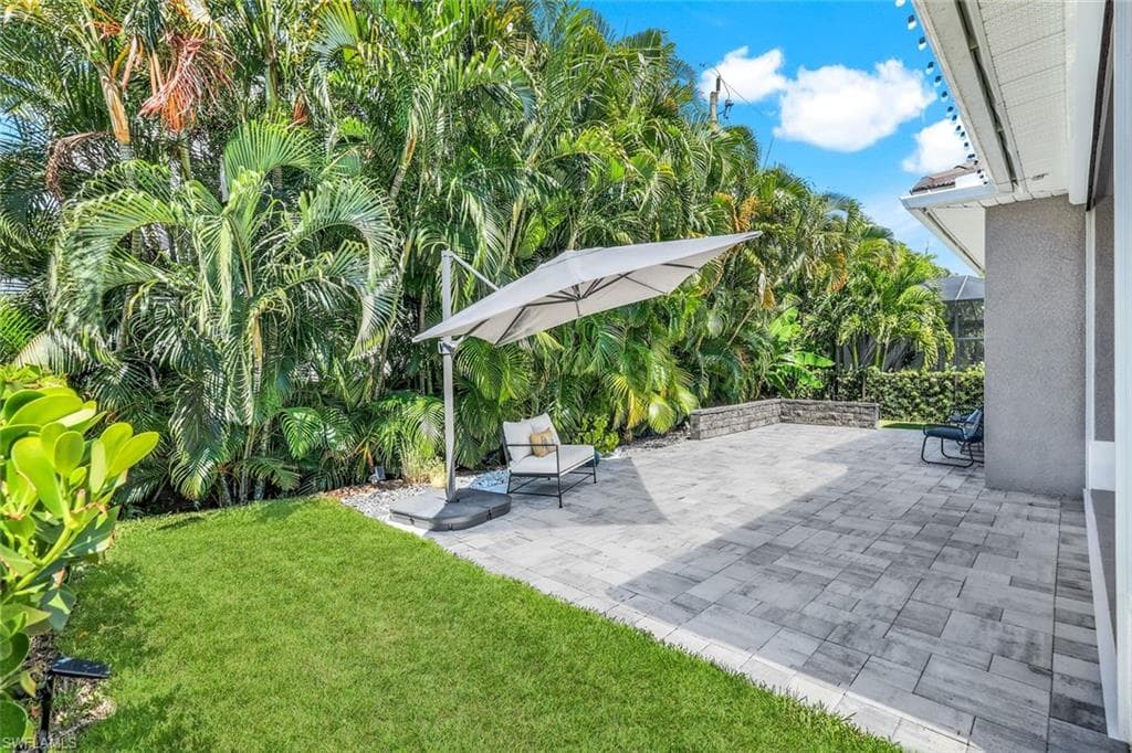 2669 Linda Dr, Naples, FL 34112-29