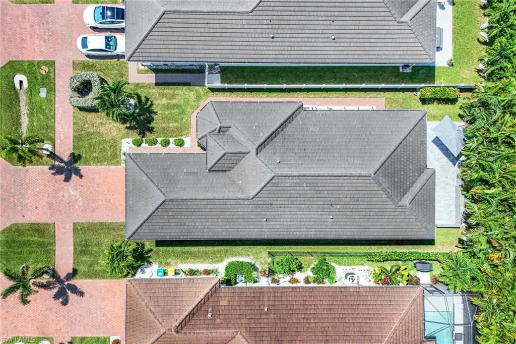 2669 Linda Dr, Naples, FL 34112-36