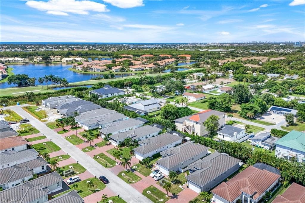 2669 Linda Dr, Naples, FL 34112-2
