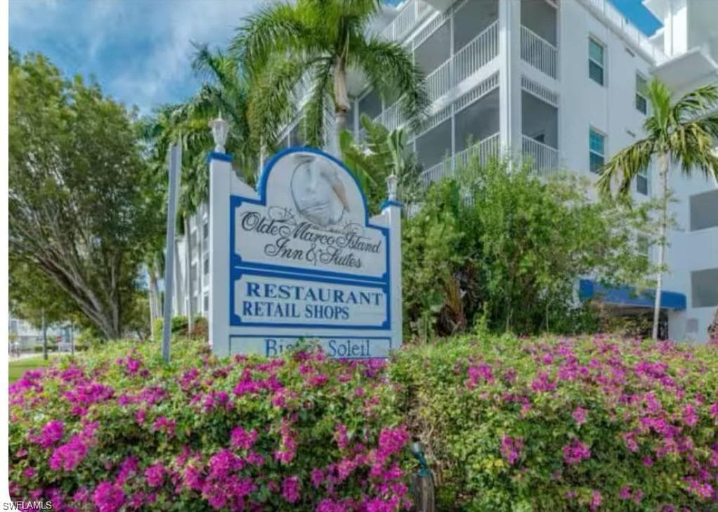 160 Palm St 308, Marco Island, FL 34145-4