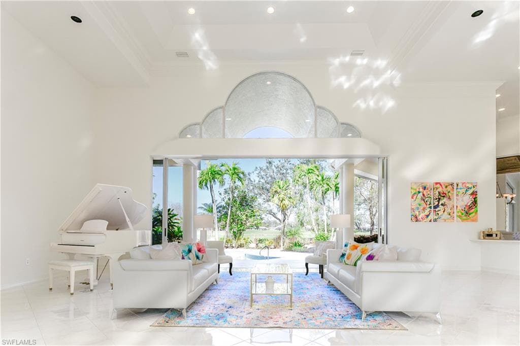 6599 Glen Arbor Way, Naples, FL 34119-4