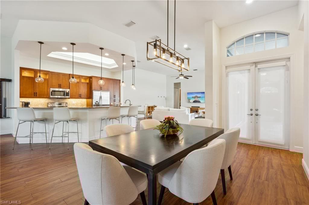 27549 Riverbank Dr, Bonita Springs, FL 34134-9