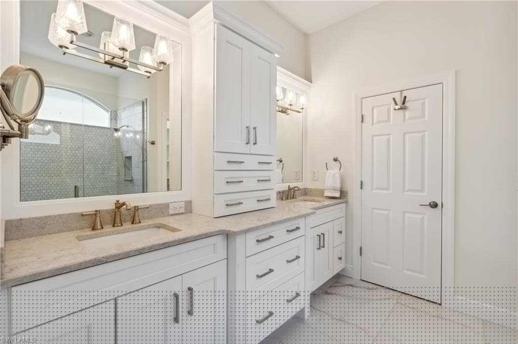 27549 Riverbank Dr, Bonita Springs, FL 34134-21