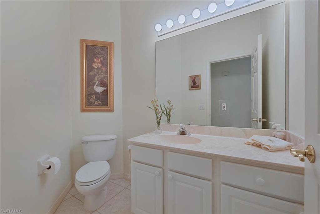 2155 Cay Lagoon Dr 424, Naples, FL 34109-12