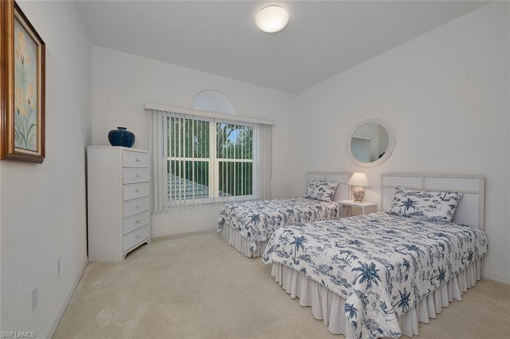2155 Cay Lagoon Dr 424, Naples, FL 34109-13