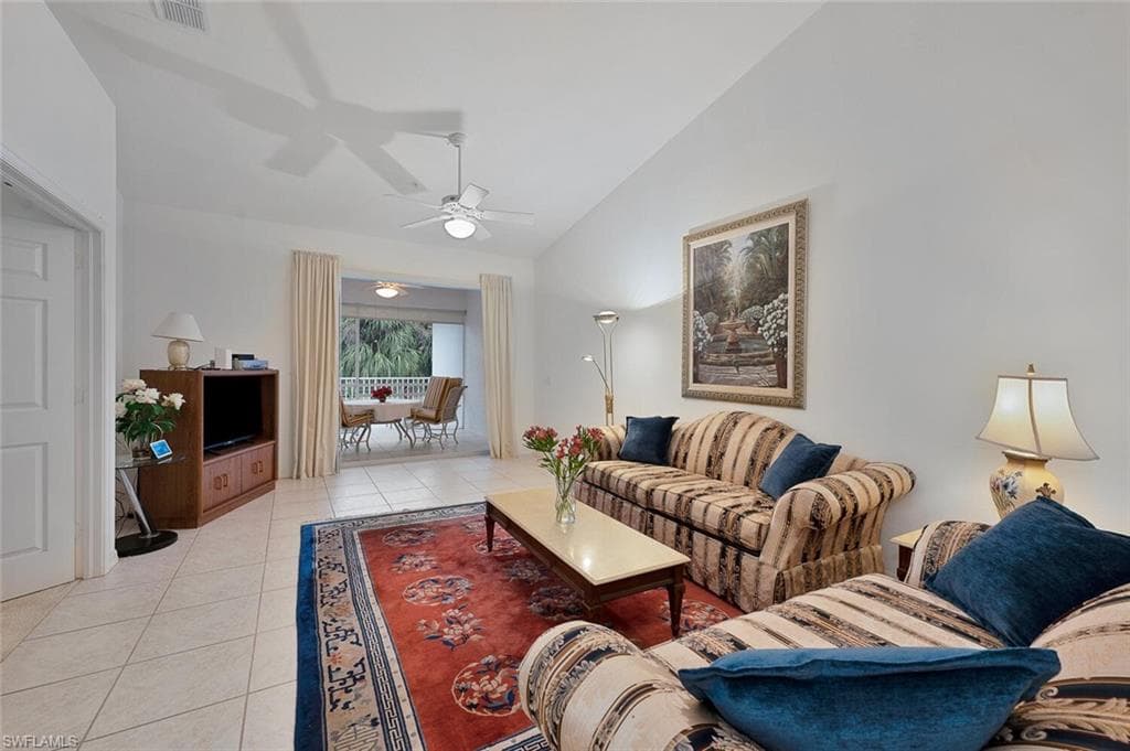 2155 Cay Lagoon Dr 424, Naples, FL 34109-3