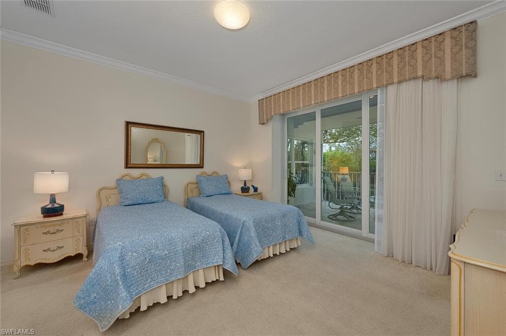 2155 Cay Lagoon Dr 424, Naples, FL 34109-5