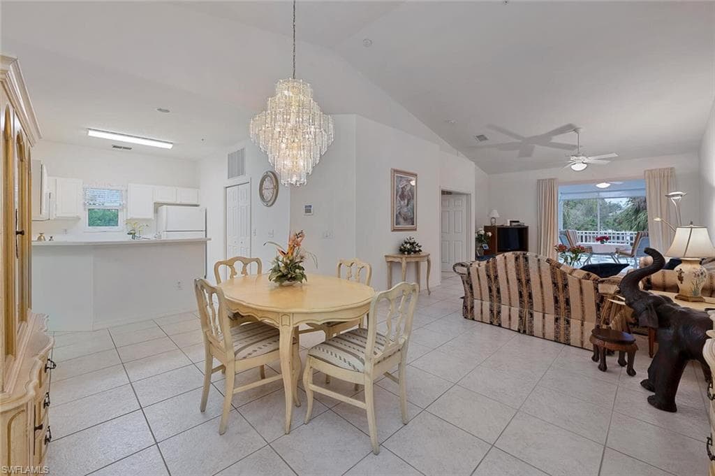 2155 Cay Lagoon Dr 424, Naples, FL 34109-8