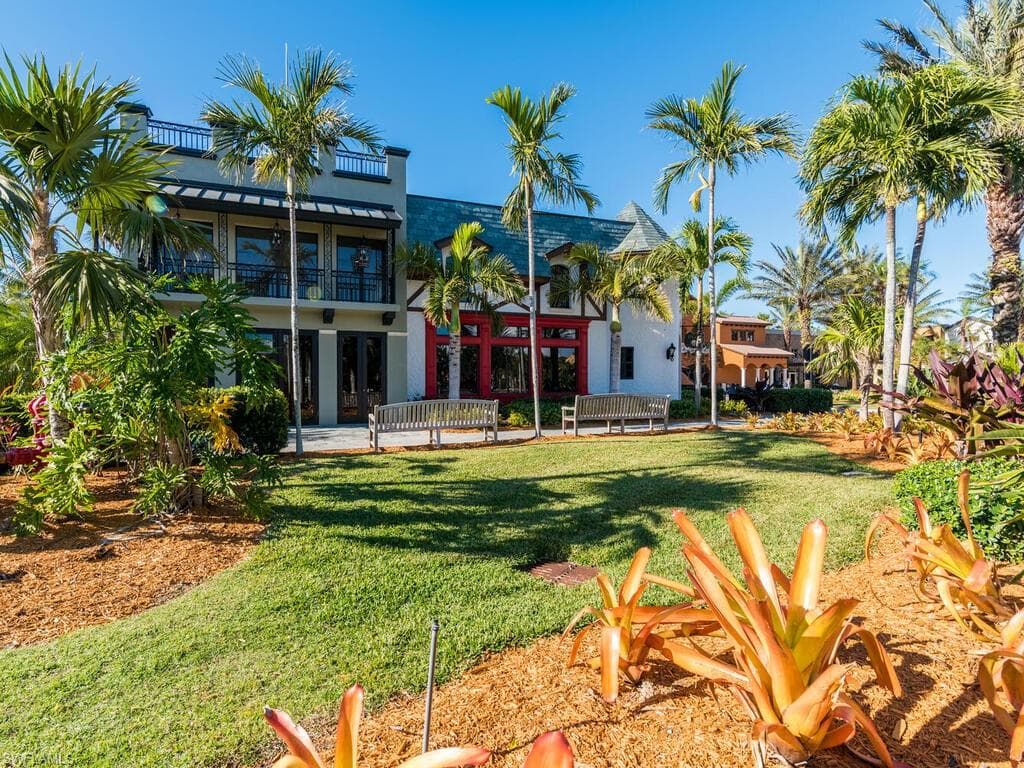 8957 Malibu St 5, Naples, FL 34113-24