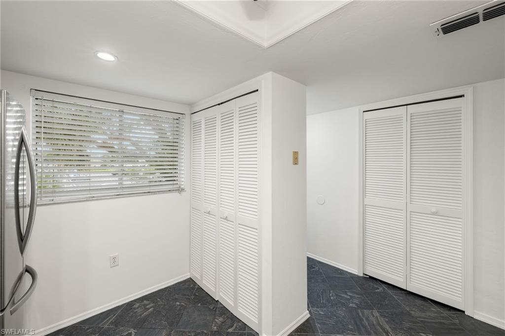 136 Cypress Way E 507, Naples, FL 34110-10