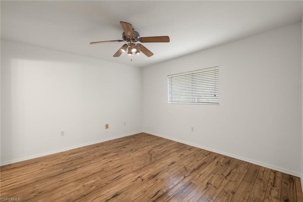 136 Cypress Way E 507, Naples, FL 34110-12