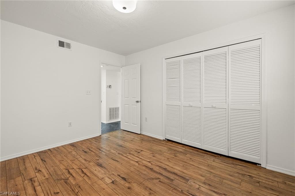 136 Cypress Way E 507, Naples, FL 34110-17