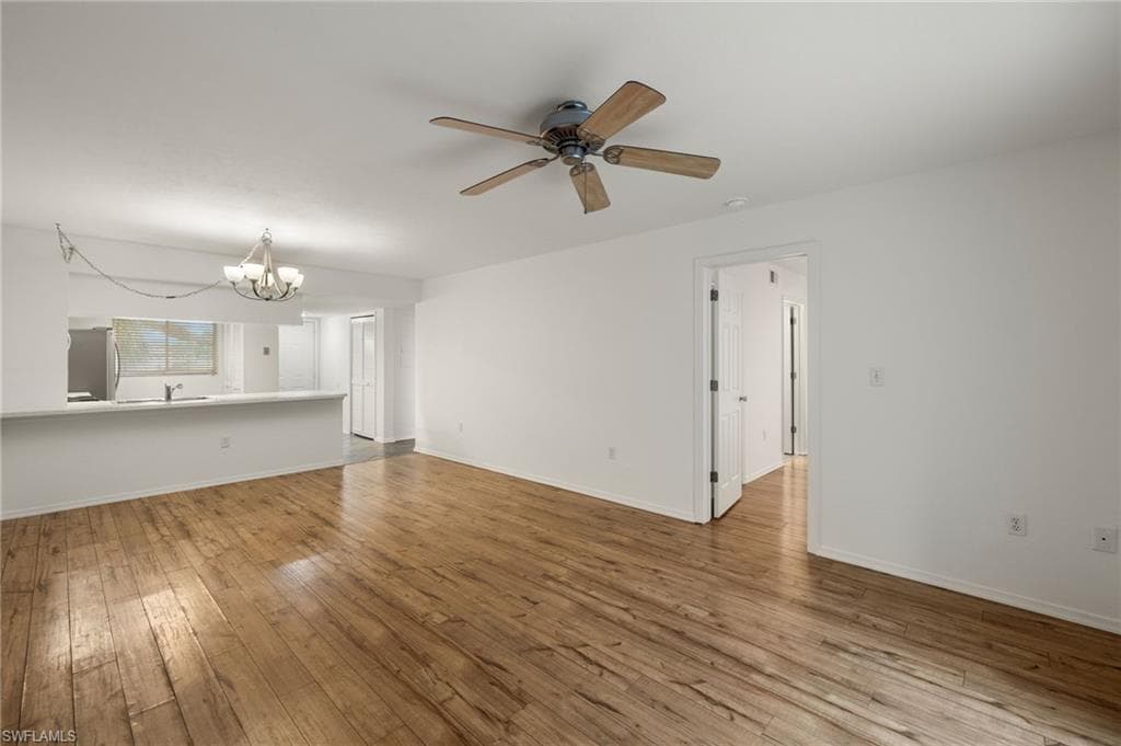 136 Cypress Way E 507, Naples, FL 34110-7