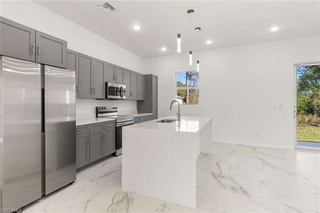 1918 Wanda Ave N, Lehigh Acres, FL 33971-1