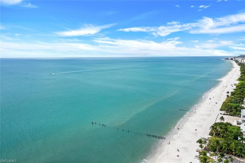 359 2nd St S, Naples, FL 34102-37