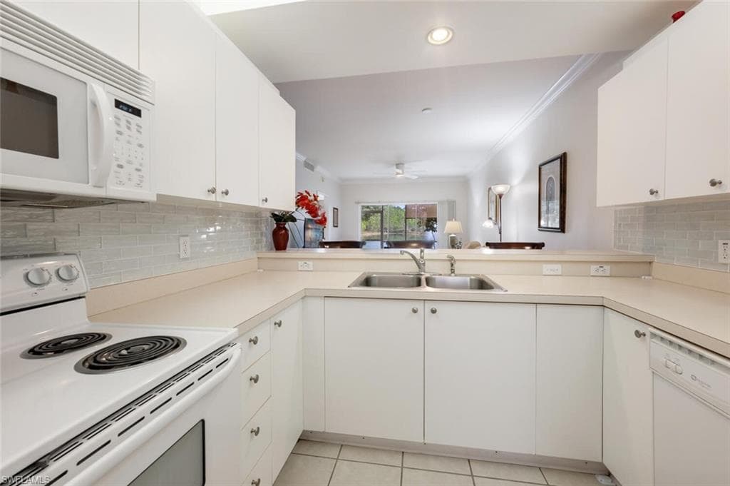 431 Valerie Way 103, Naples, FL 34104-10