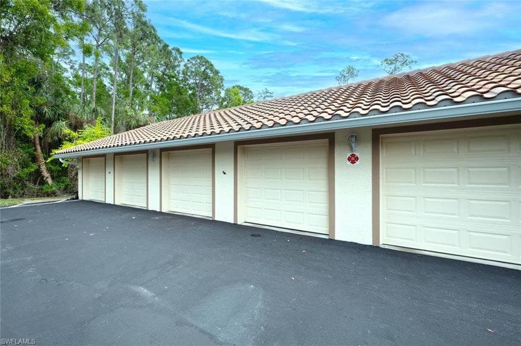 431 Valerie Way 103, Naples, FL 34104-29