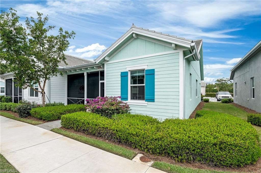 6992 Saona Ct, Naples, FL 34113-28