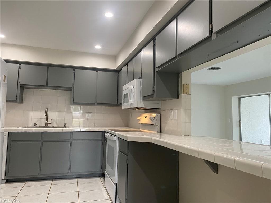 308 Highland Ave, Lehigh Acres, FL 33936-6