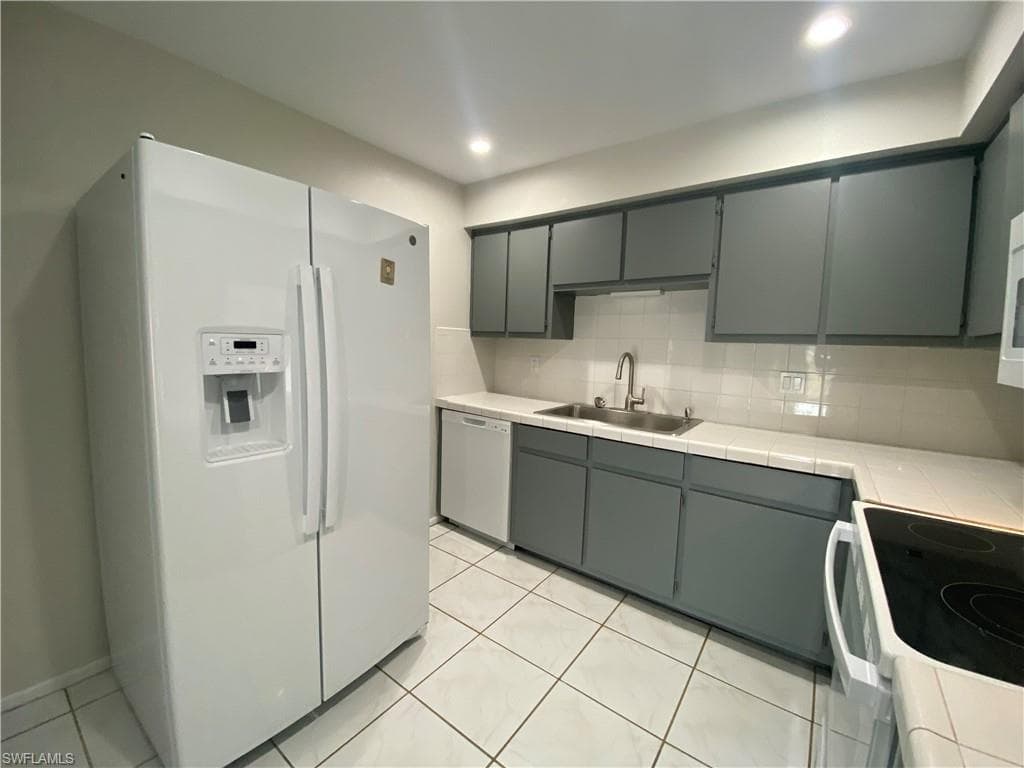 308 Highland Ave, Lehigh Acres, FL 33936-7