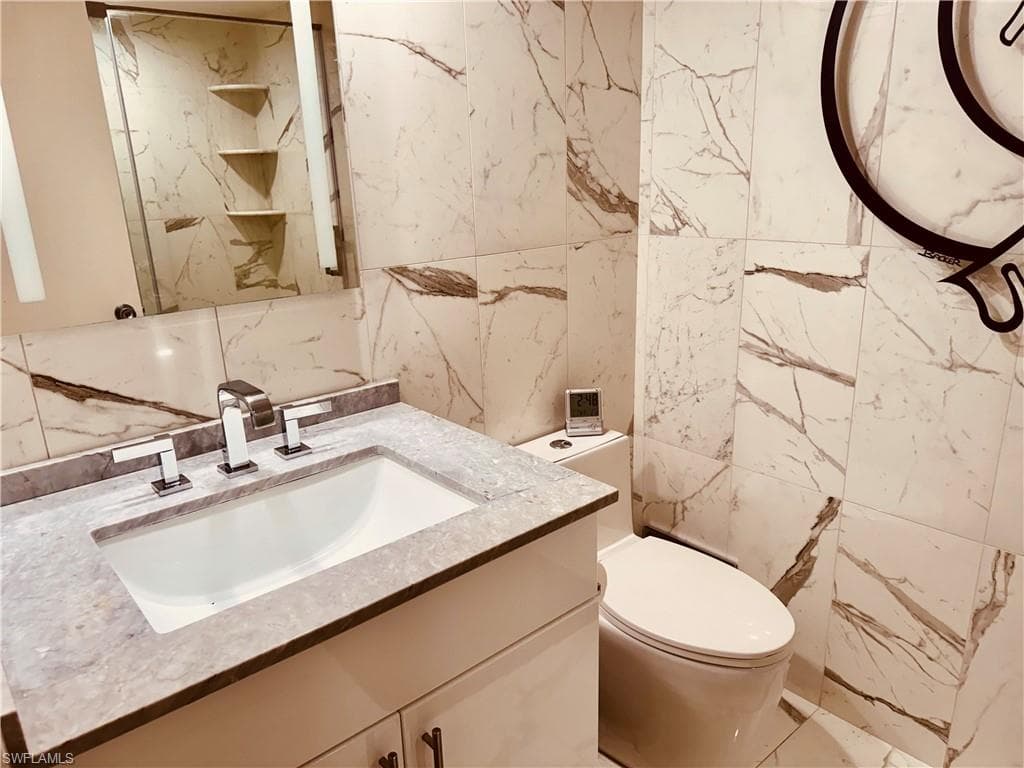 107 Clubhouse Dr E159, Naples, FL 34105-16