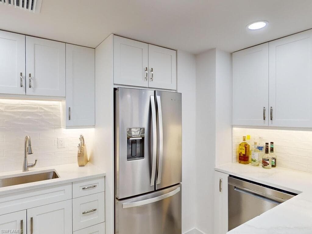 58 Collier Blvd 710, Marco Island, FL 34145-11