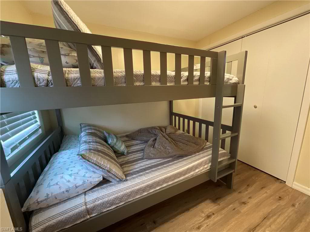 144 Redwood Ln 14, Naples, FL 34114-20