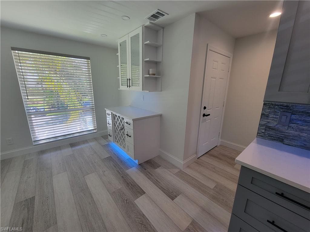 1190 Yesica Ann Cir B-204, Naples, FL 34110-16