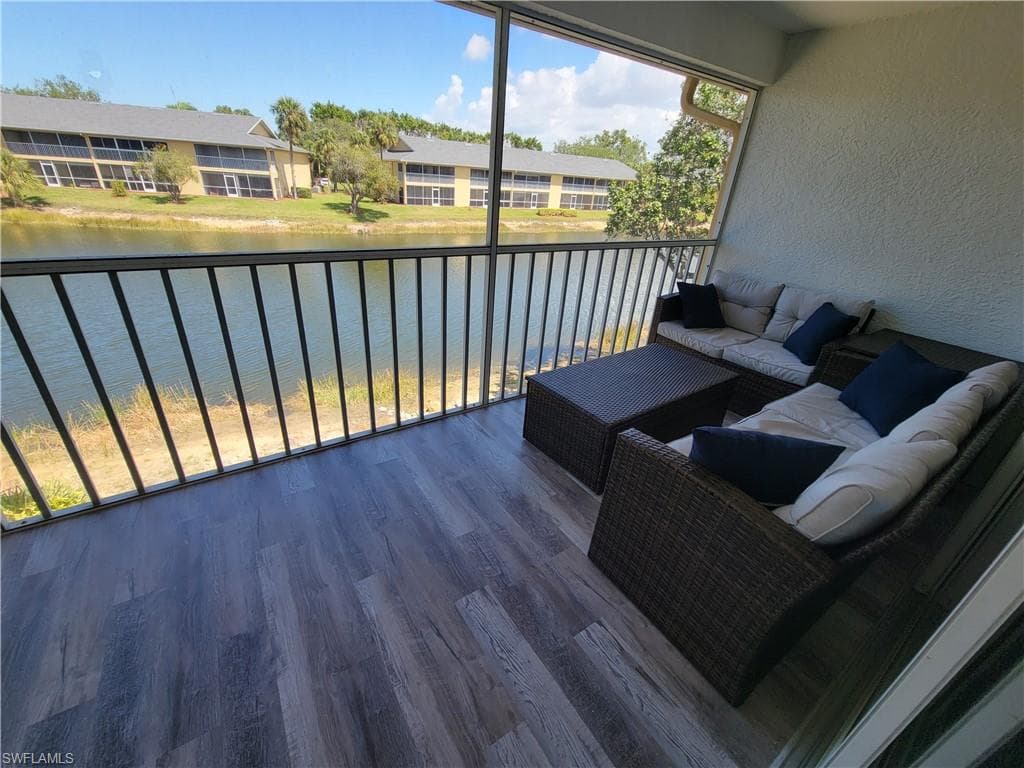 1190 Yesica Ann Cir B-204, Naples, FL 34110-21